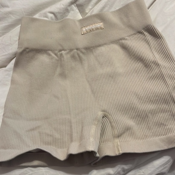 NovaSport Beige Ribbed Two-Piece gym step. Like new. - Picture 5 of 5